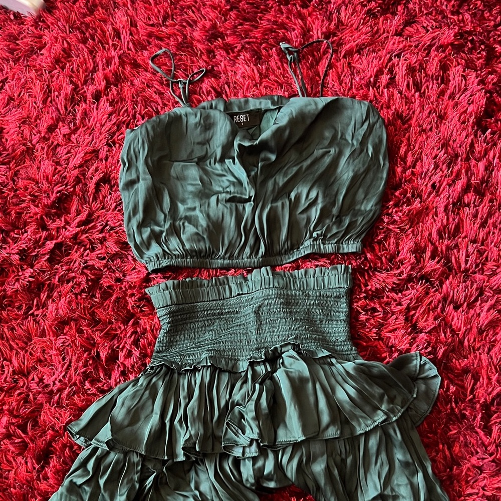 The Reset Green Skirt and Top Set‎